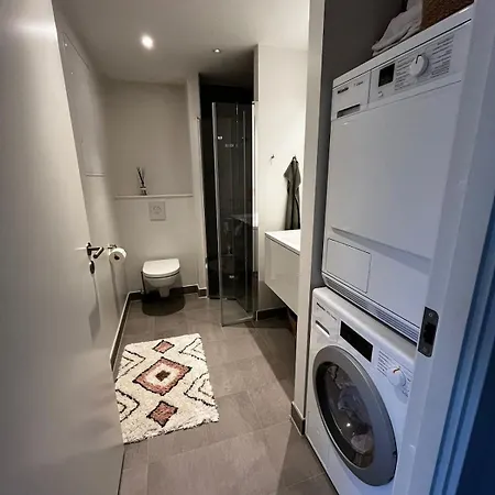 Bright Upscale 1-bedroom Waterview In Trendy Sydhavn, Cph Appartement *
