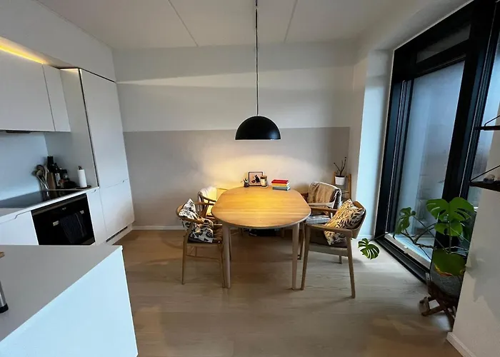 Cozy & Stylish 1-bedroom Waterview In Trendy Sydhavn, Cph