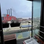 Bright Upscale 1-bedroom Waterview In Trendy Sydhavn, Cph Kodaň