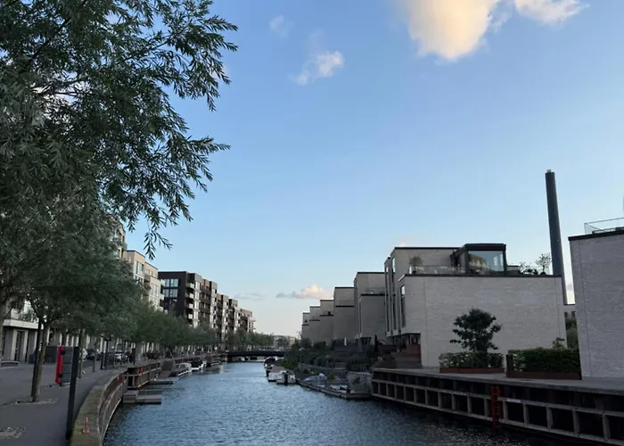 Bright Upscale 1-bedroom Waterview In Trendy Sydhavn, Cph Koppenhága