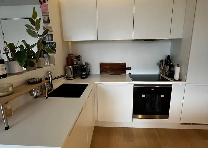 Bright Upscale 1-bedroom Waterview In Trendy Sydhavn, Cph * Koppenhága