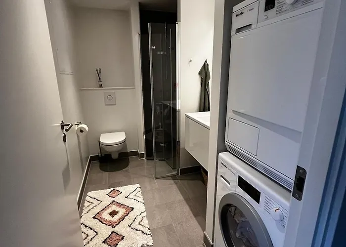 Bright Upscale 1-bedroom Waterview In Trendy Sydhavn, Cph Apartman *