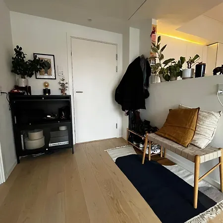 Bright Upscale 1-bedroom Waterview In Trendy Sydhavn, Cph *