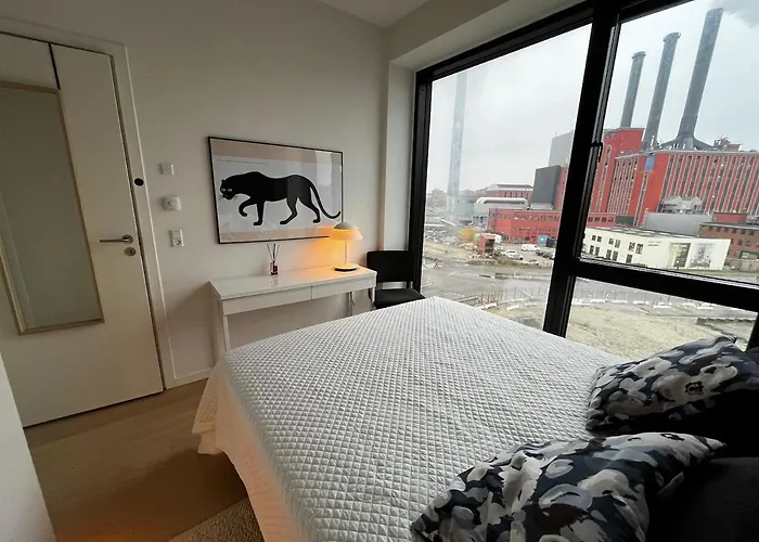 Bright Upscale 1-bedroom Waterview In Trendy Sydhavn, Cph *